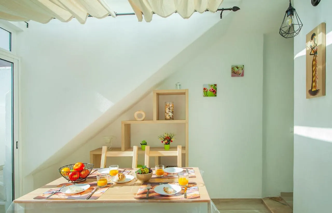 A46 - Oliveira Downtown Apartment Lagos